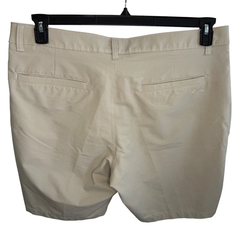 Under Armour Men's Tan Chino Golf Shorts Size 38 UA Tech Flat Front Stretch‎